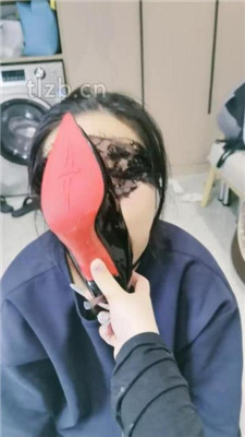 图片[18]_【小羊】母畜-狗链转胯遛狗/闻舔黑丝_HD绳艺资源