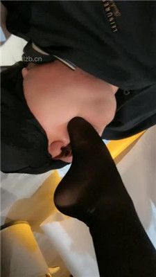 图片[15]_【千条姐】小白鞋黑丝全体重踩踏_HD绳艺资源