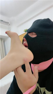 图片[10]_【心动茜茜】裸足深喉踩脚垫_HD绳艺资源