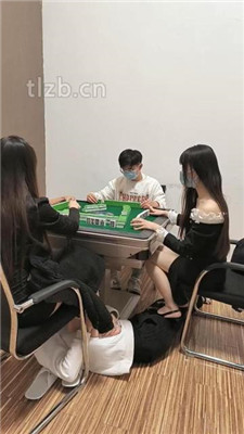 图片[4]_【乔伊】双S-麻将桌下的贱奴才【双视角版】_HD绳艺资源