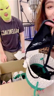 图片[3]_【梓夫人】长靴黑丝圈养绿帽狗囚禁虐_HD绳艺资源