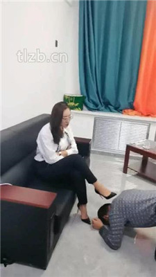 图片[2]_【冷御绳艺导师】重赏赐贱奴舔鞋底舔脚/浓痰吐满脸_HD绳艺资源