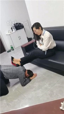 图片[3]_【冷御绳艺导师】重赏赐贱奴舔鞋底舔脚/浓痰吐满脸_HD绳艺资源