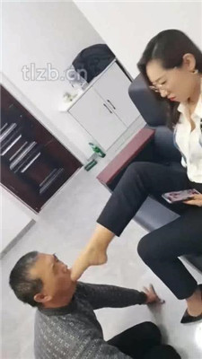 图片[15]_【冷御绳艺导师】重赏赐贱奴舔鞋底舔脚/浓痰吐满脸_HD绳艺资源