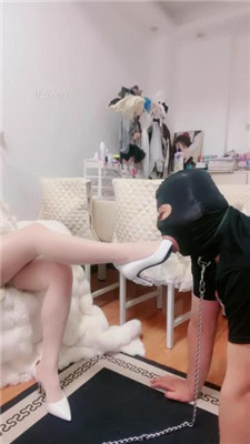 图片[17]_【桃子老师】骑马转胯/高跟肉丝脚闻舔踩踏_HD绳艺资源