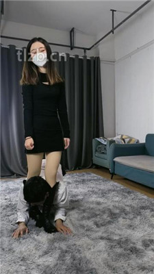 图片[8]_【诗琪】胯下辱-长靴踢踹踩-舔脏鞋_HD绳艺资源