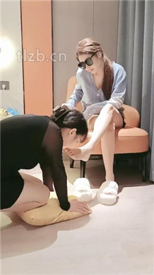 图片[3]_【言初】母畜-下跪品尝原味裸足_HD绳艺资源