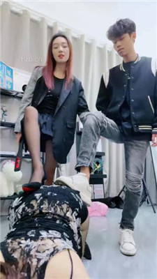 图片[5]_【术术】情侣奴脚下的犯贱骚母畜_HD绳艺资源