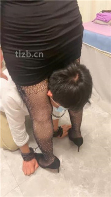 图片[11]_【木子大大】美容院技师黑网袜高跟虐奴_HD绳艺资源