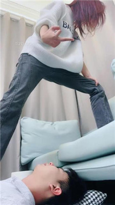 图片[16]_【术术】腿绞窒息/踩踏/原味白袜辱/踢踹/裸足踩狗脸_HD绳艺资源