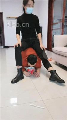 【珊瑚湾】Baby JK踹跺狗裆