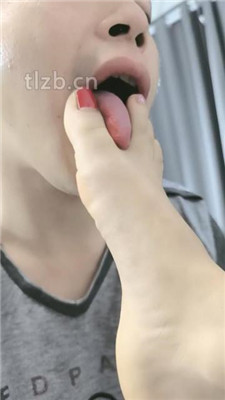 图片[8]_【悦兮】仔细品尝吮吸主人的裸足_HD绳艺资源