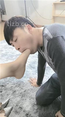 图片[11]_【悦兮】仔细品尝吮吸主人的裸足_HD绳艺资源