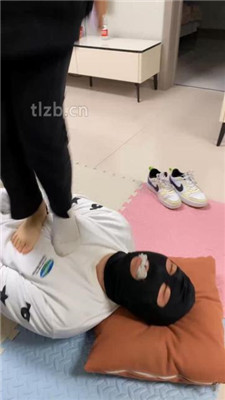 图片[5]_【精神小妹】素人学生妹-耳光/全体重踩踏/白袜塞嘴_HD绳艺资源