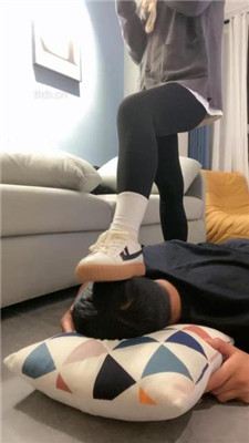 图片[9]_【小乔】JK萝莉主白袜裸足玩贱奴【下】_HD绳艺资源