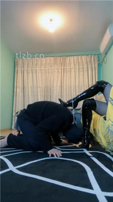 图片[16]_【柒柒学姐】狗链遛狗/长靴高跟黑丝踩踏_HD绳艺资源