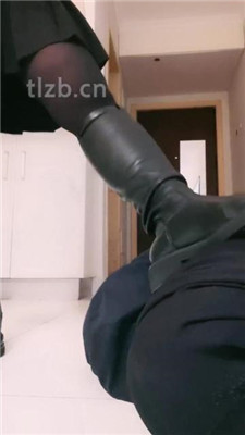 图片[9]_【甜音】长靴黑丝S-踩踏转胯骑马_HD绳艺资源