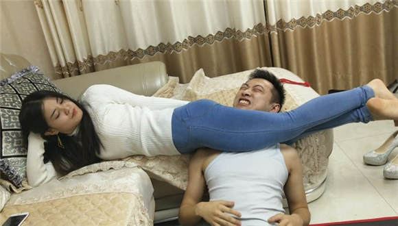 图片[16]_牛仔裤坐脸腿绞杀_HD绳艺资源