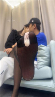 薇娅高抬腿脚耳光脚深喉虐乳跳踩脸——颜面破坏系列(七)YC-230217-2