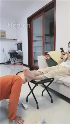 图片[10]_【凌儿女神】舔脏鞋底裸足/物化脚垫/骑马_HD绳艺资源