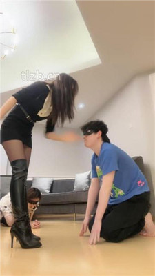 图片[13]_【妆主大大】母畜-黑丝高跟-首次圣水开发_HD绳艺资源