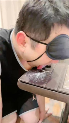 图片[3]_【沅芷大人】揪耳朵-艺术舔裸足/吃脚皮_HD绳艺资源