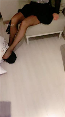 图片[6]_【赵奈奈】黑丝裸足恋足舔/抽耳光_HD绳艺资源