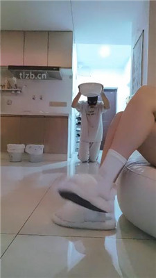 【小猫】舔毛拖鞋白袜/伺候沐足_HD绳艺资源