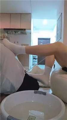 图片[9]_【小猫】舔毛拖鞋白袜/伺候沐足_HD绳艺资源