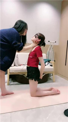 图片[2]_【小羊】女神母畜-掐脖窒息/口水塞嘴虐打_HD绳艺资源