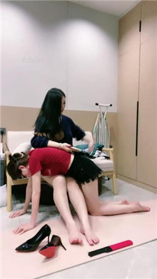 图片[8]_【小羊】女神母畜-掐脖窒息/口水塞嘴虐打_HD绳艺资源