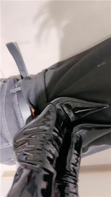 图片[13]_【玥樾】舔脏高跟/长靴全体重踩地毯/圣水淋浴_HD绳艺资源