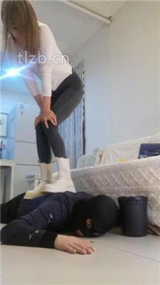 【冰时代】穿破漏洞臭短丝POV