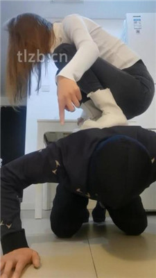 【冰时代】穿破漏洞臭短丝POV