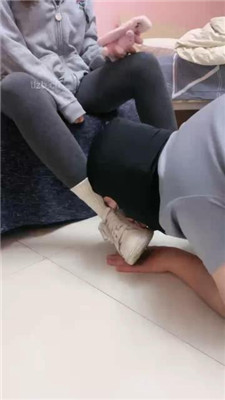 【南一】跳踩巨制！看起跳高度就知道无比惨烈！全体重站脸踩头踩裆踩脖子！bf24661