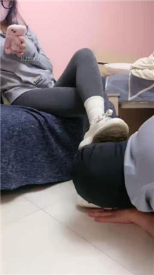 图片[3]_【金桔小主】夜跑后小白鞋白袜踩虐暴打【上】_HD绳艺资源