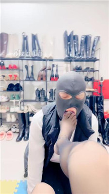 图片[6]_【兔兔大人】短靴黑丝脚下崇拜_HD绳艺资源