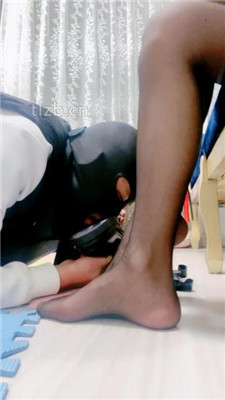 图片[11]_【兔兔大人】短靴黑丝脚下崇拜_HD绳艺资源