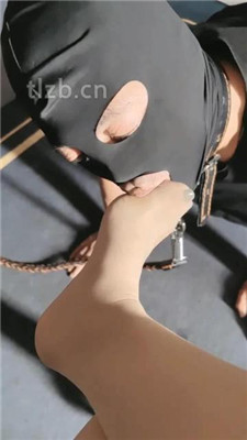 图片[12]_【东营天香百合】高跟灰丝踩狗头/狗链拴狗/嘴叼鞋/虐乳_HD绳艺资源