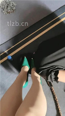 图片[15]_【东营天香百合】高跟灰丝踩狗头/狗链拴狗/嘴叼鞋/虐乳_HD绳艺资源