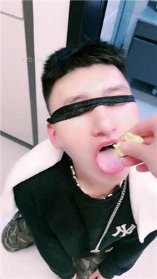 图片[15]_【韩涵】艺术装置塞嘴/强迫圣水/鞋跟插嘴/吃咀嚼物_HD绳艺资源