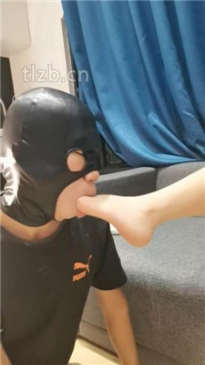 图片[19]_【草莓奶昔】运动鞋白袜裸足深喉【双视角版】_HD绳艺资源