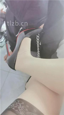 图片[2]_【艳奶奶】舔脚舔鞋口水恋足调_HD绳艺资源