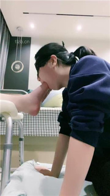 图片[5]_【小羊】母畜裸足狂舔_HD绳艺资源