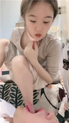 图片[11]_【时颜】坐脸窒息/舔超脏小白鞋/裸足白袜辱_HD绳艺资源