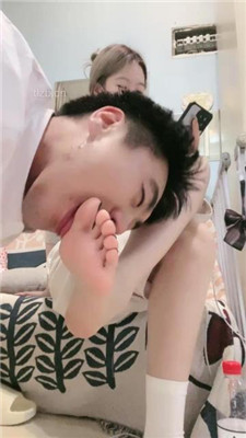 图片[13]_【时颜】坐脸窒息/舔超脏小白鞋/裸足白袜辱_HD绳艺资源