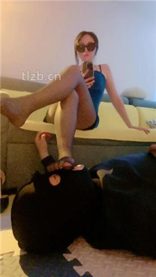 图片[10]_【小妮】狗垫子养成记-高跟黑丝碾压踩/虐乳_HD绳艺资源