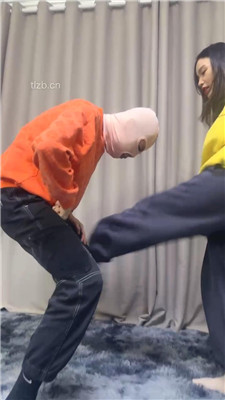 一个不把人当人看待的女人,踹头,连续大量高抬腿下劈踹喉结下死手 YC-230226-2