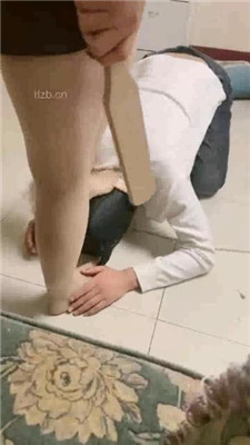 航儿跳踩虐脸保鲜膜袜子捂出大量脚汗搓脚泥吃 YC-230301-7