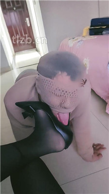 航儿跳踩虐脸保鲜膜袜子捂出大量脚汗搓脚泥吃 YC-230301-7